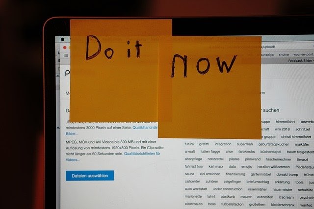 Do it now - post it note reminder